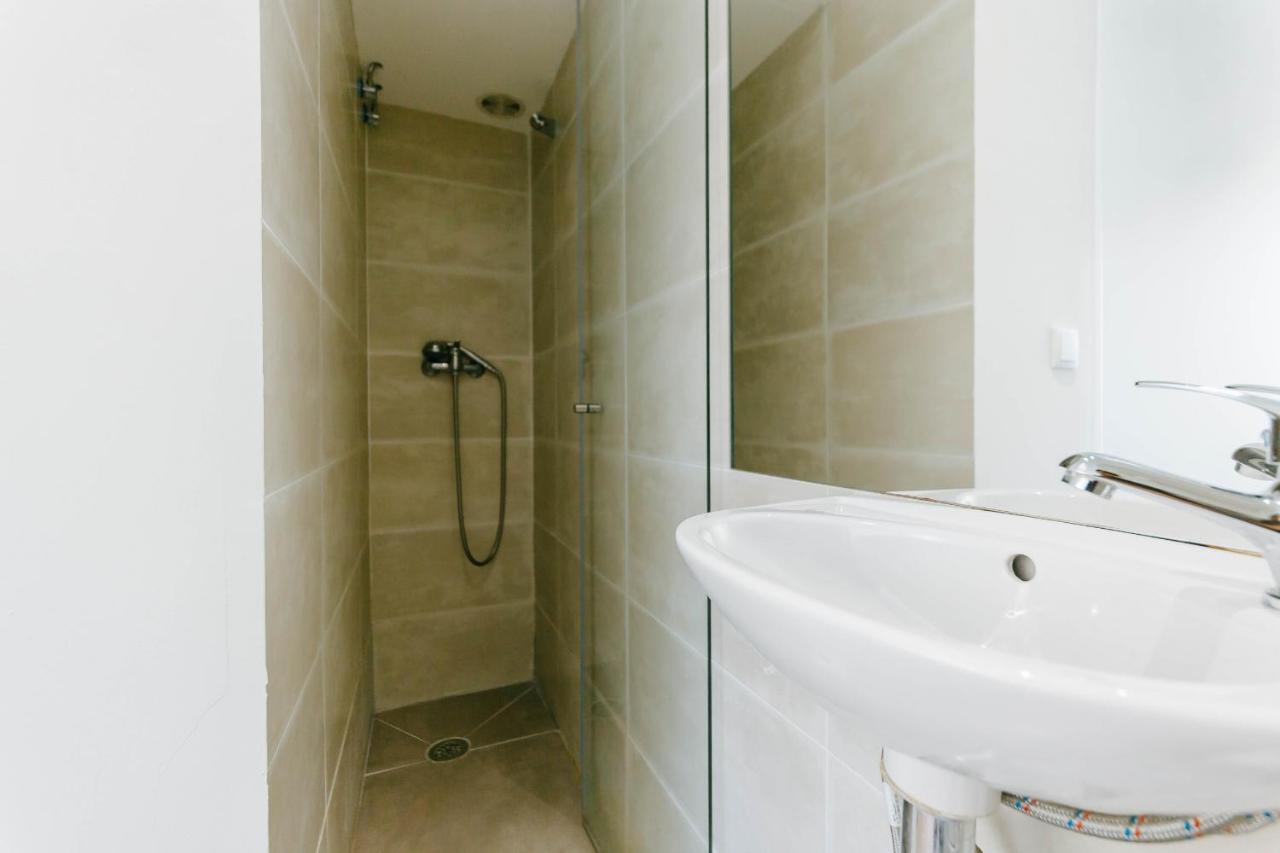 Rent4Rest Lisbon Downtown Tiny Studio Apartments Exterior foto