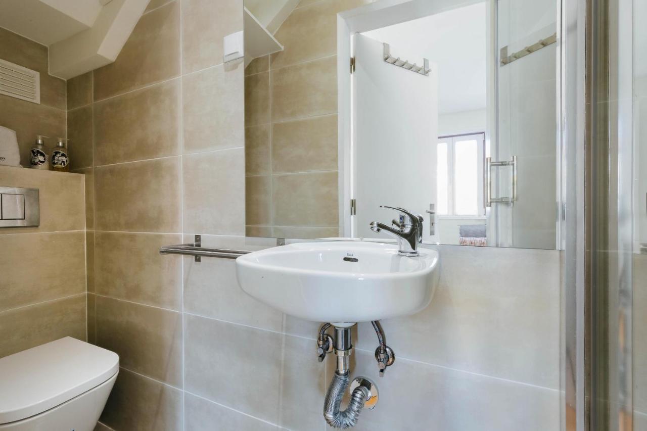 Rent4Rest Lisbon Downtown Tiny Studio Apartments Exterior foto